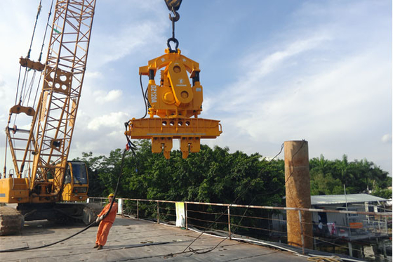 কাস্টমাইজড বৈদ্যুতিক পাইল ড্রাইভার হ্যামার 90kw হাইড্রোলিক পাইল ভিব্রো 1050r / মিনিট
