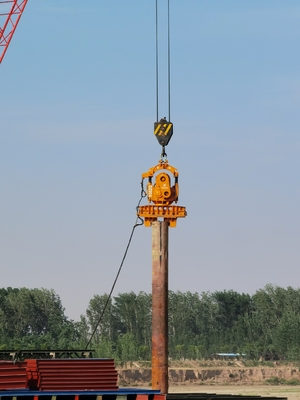 উচ্চ ফ্রিকোয়েন্সি 1100 R/Min শীট পিল মিনি Excavator ডাবল ক্ল্যাম্প Vibro হ্যামার জন্য ক্রেন