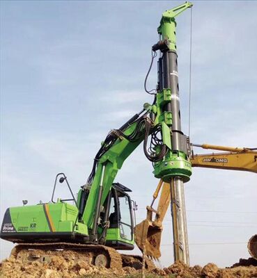 50kN উত্তোলন শক্তি 35kNm রোটারি হেড আউটপুট টর্ক এবং দক্ষ পিল ফাউন্ডেশন নির্মাণের জন্য 10 ° সামনের দিকে কাতরতা সহ রোটারি পিল মেশিন